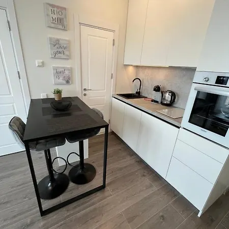 Venedu Apartament, Mano Jura 2, Kunigiskiai  *